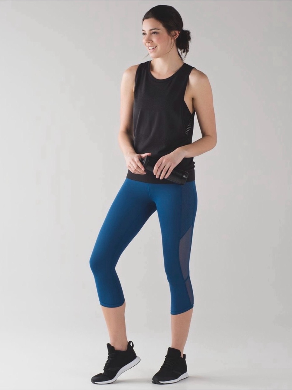 Lululemon Body Con Crop Poseidon Blue Mesh Leggings Size 6